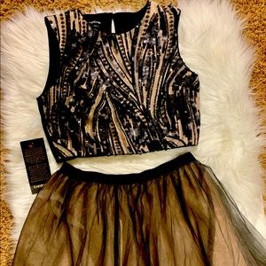 Bèbè 2 pieces sequin skirt